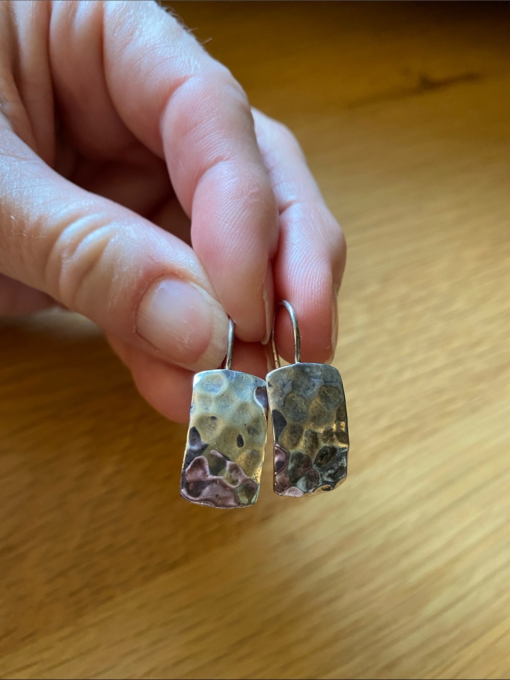 SILPADA sterling silver 925 hammered earrings. Classic and modern style.